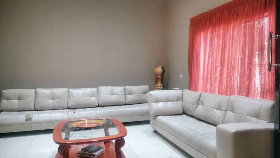 5 Bedroom Property for Sale in Universitas Free State